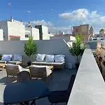 Oma Cadiz Apartments